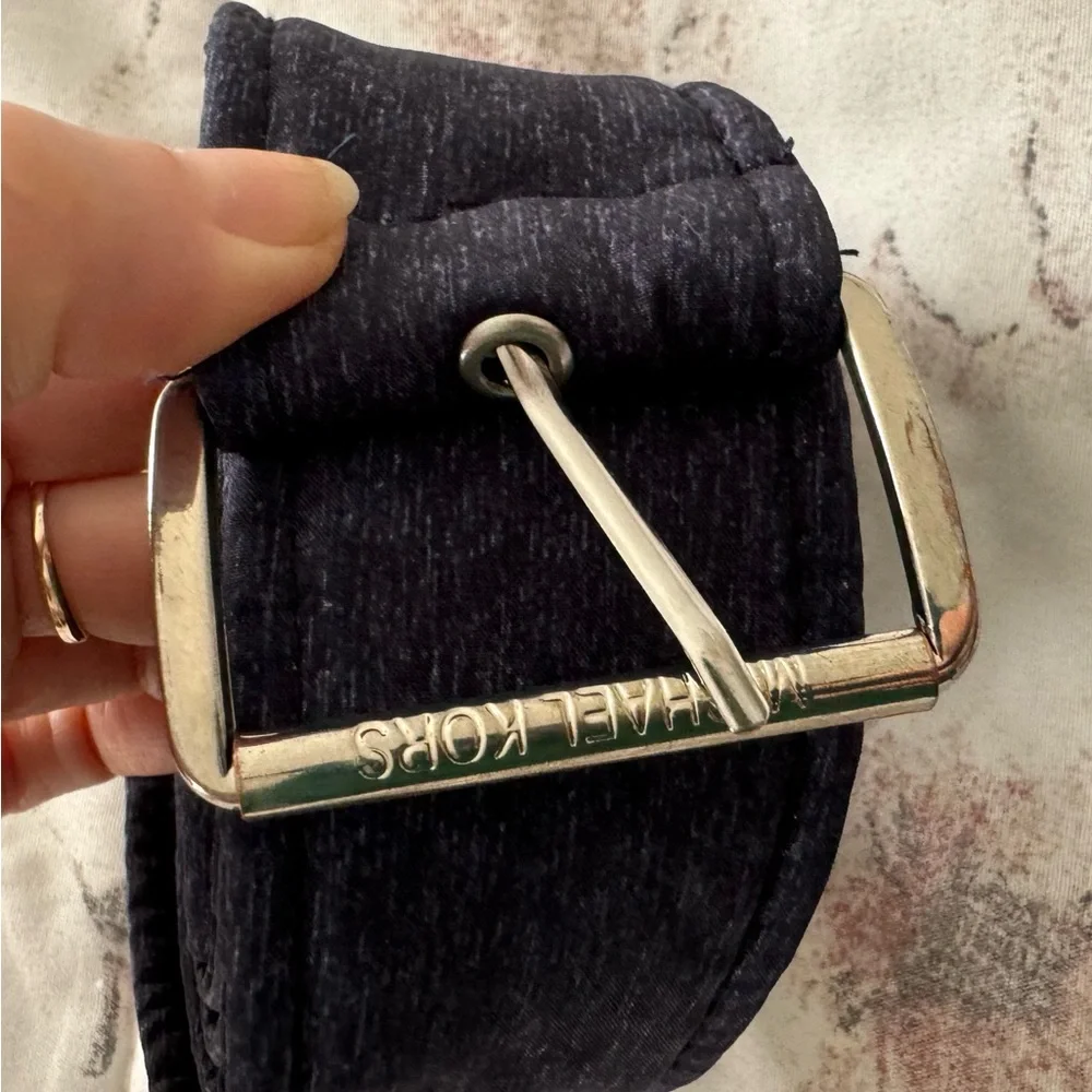 Michael Kors navy blue fabric canvas belt with silver buckle, size 64” preppy